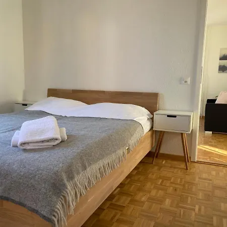 Swiss - 2 Bedroom Close To Eth Апартаменти *