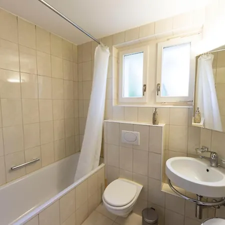 Swiss - 2 Bedroom Close To Eth