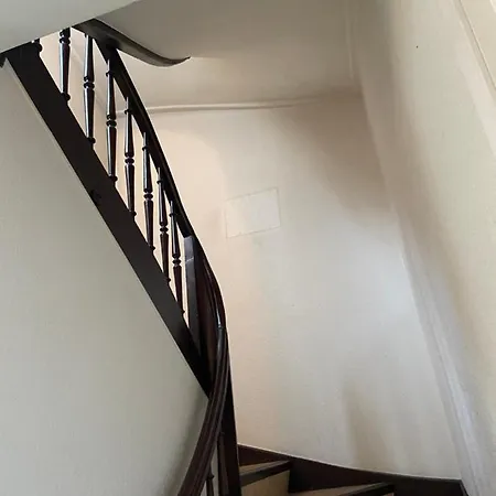 Swiss - 2 Bedroom Close To Eth