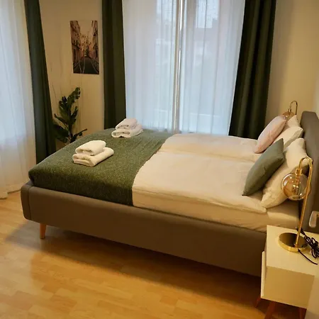 Swiss - 2 Bedroom Close To Eth *