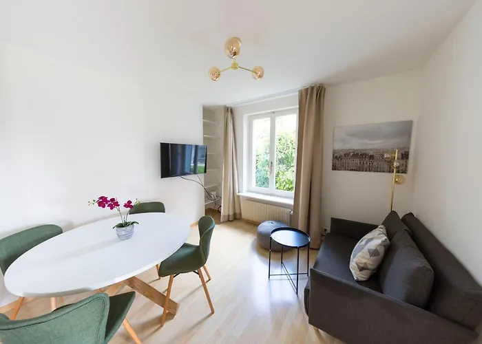 Swiss - 2 Bedroom Close To Eth *